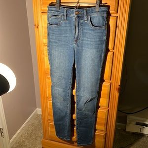 Madewell Curvy Roadtripper SuperSoft Jeans in Playford Wash size 26
